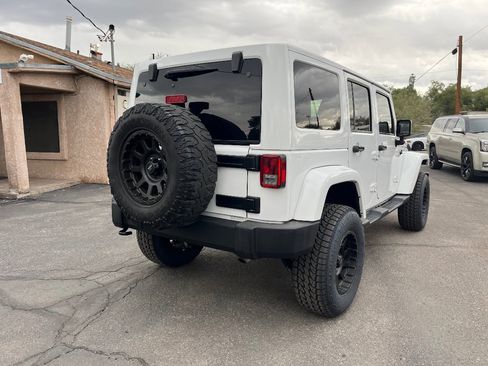 Used 2015 Jeep Wrangler Unlimited Sahara w/ Connectivity Group image 52