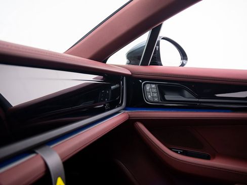 New 2026 Porsche Panamera 4 image 25