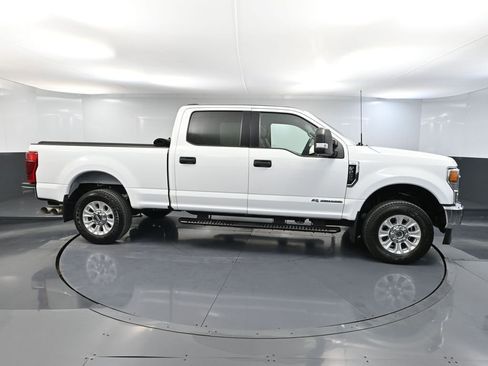 Used 2022 Ford F250 XLT w/ XLT Value Package image 4