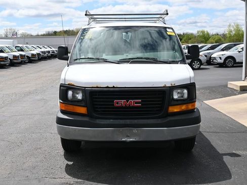 Used 2015 GMC Savana 3500 RWD image 10