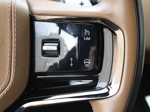 Used 2023 Land Rover Range Rover Sport SE Dynamic image 14