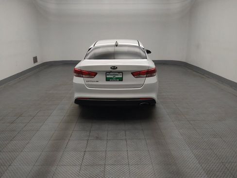 Used 2016 Kia Optima LX FWD image 7
