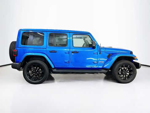 Used 2023 Jeep Wrangler Sahara image 10