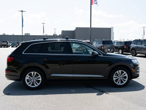 Used 2018 Audi Q7 3.0T Premium Plus AWD/4WD image 11