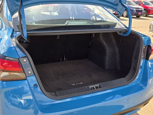 Certified 2025 Nissan Versa SR w/ Trunk Package image 20