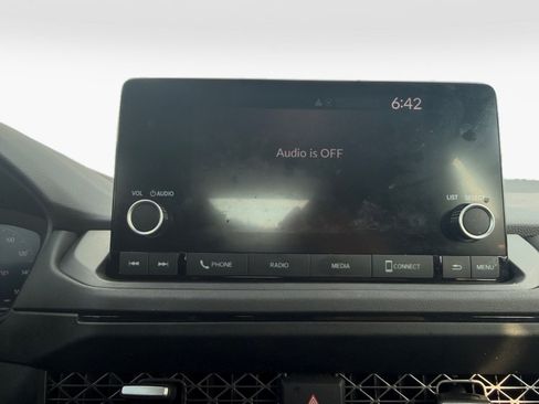 Certified 2024 Honda Accord EX image 17