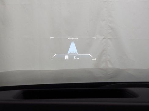 Used 2023 BMW 760i xDrive image 24