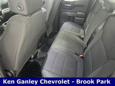 Used 2020 Chevrolet Silverado 1500 Custom w/ Custom Value Package image 16