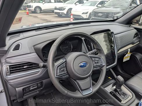 Used 2025 Subaru Forester Limited w/ Popular Package #1 AWD/4WD image 12