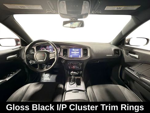 Used 2019 Dodge Charger SXT w/ Driver Confidence Group image 20