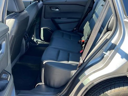 Certified 2024 Nissan Rogue SL w/ SL Premium Package FWD image 23