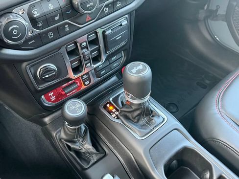 New 2026 Jeep Wrangler Unlimited Rubicon AWD/4WD image 16