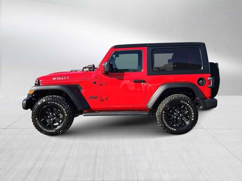Used 2022 Jeep Wrangler Willys image 5