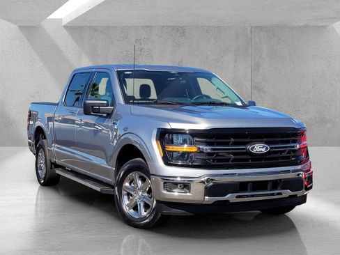 Used 2025 Ford F150 XLT w/ Equipment Group 301A Standard RWD image 2