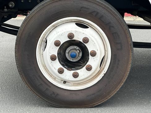 Used 2019 Ford F650 2WD Regular Cab Super Duty image 27