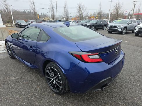 Certified 2024 Toyota GR86 image 4