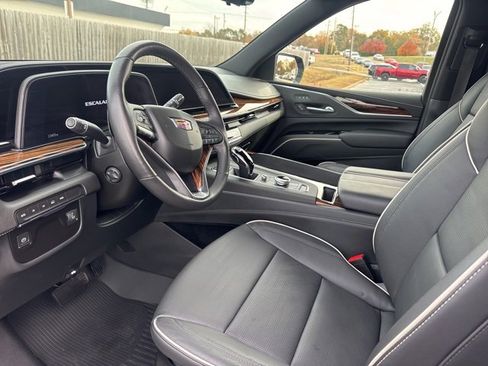 Used 2021 Cadillac Escalade Premium Luxury w/ LPO, Radiant Package image 12