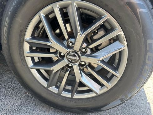 Used 2023 Nissan Rogue S FWD image 23