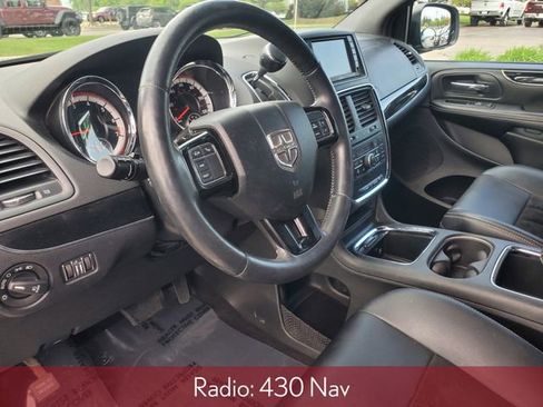 Used 2017 Dodge Grand Caravan SXT w/ Driver Convenience Group FWD image 13