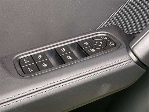 New 2026 Porsche Cayenne S image 35