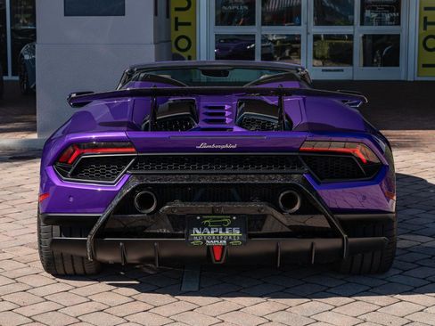 Used 2019 Lamborghini Huracan Performante image 18