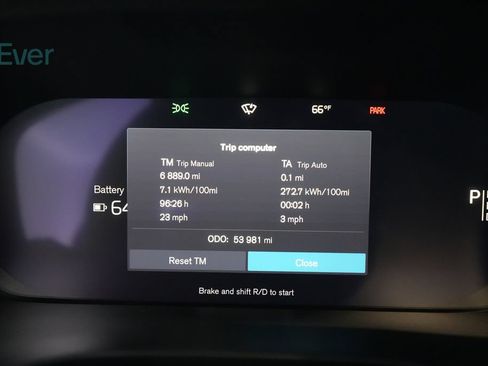 Used 2023 Volvo XC40 Recharge Plus AWD/4WD image 7