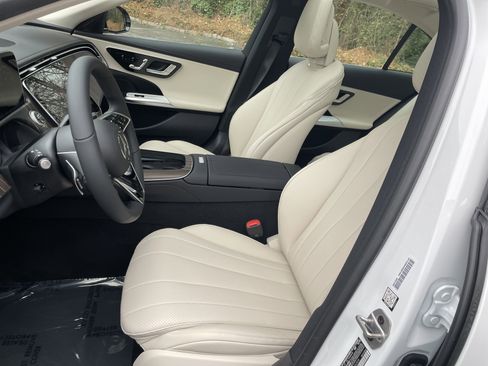 New 2026 Mercedes-Benz E 350 E 350 4MATIC Sedan image 21