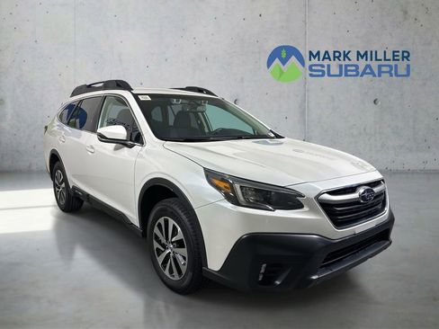 Used 2020 Subaru Outback Premium AWD/4WD image 1