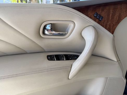 Used 2015 INFINITI QX80 2WD w/ Deluxe Technology Package image 8