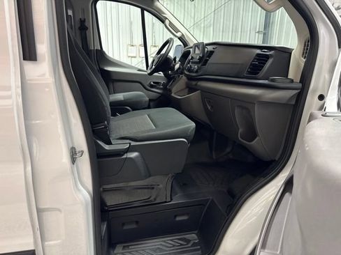 Used 2025 Ford Transit 250 Low Roof w/ Exterior Upgrade Package RWD image 18