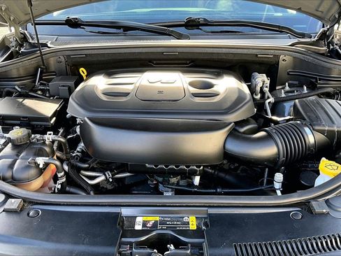 Certified 2022 Jeep Grand Cherokee Laredo X image 37