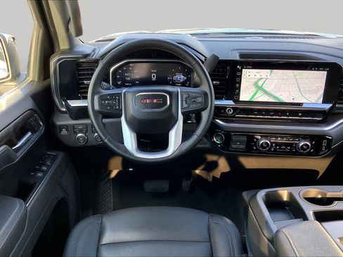 Used 2026 GMC Sierra 1500 SLT AWD/4WD image 6