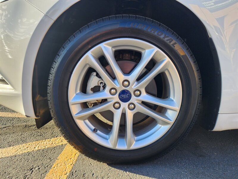 Used 2018 Ford Fusion S FWD image 15