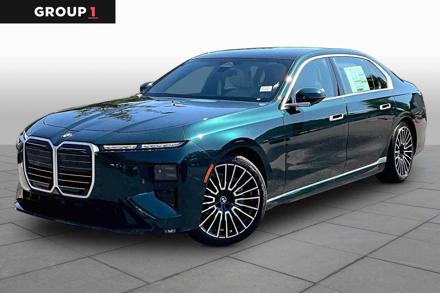 New 2027 BMW 740i w/ Executive Package RWD image 1