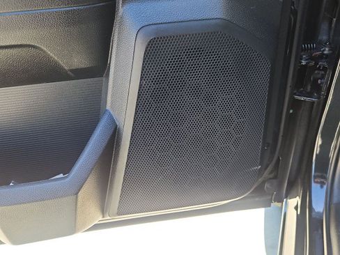 Used 2017 RAM 1500 Express RWD image 23