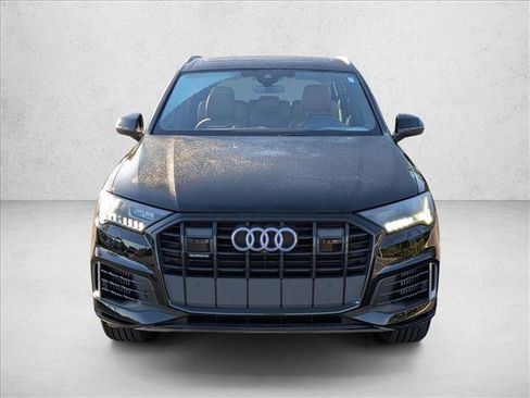 Used 2023 Audi Q7 3.0T Premium w/ Convenience Package AWD/4WD image 2