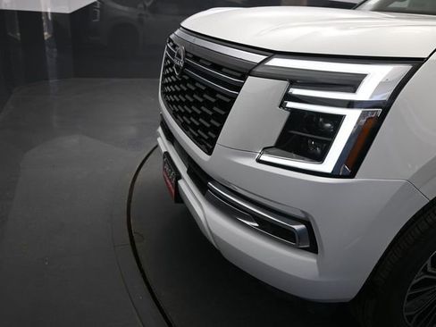 New 2025 Nissan Armada SL w/ Captain's Chari Seat Package image 16