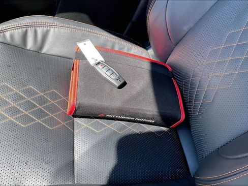Used 2022 Mitsubishi Outlander SEL AWD/4WD image 10
