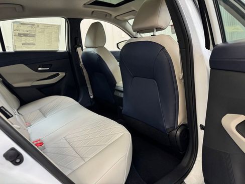 New 2026 Nissan Sentra SL w/ Floor Mat Package FWD image 23
