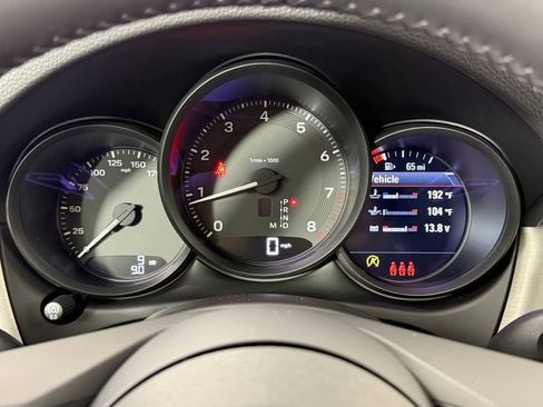 New 2026 Porsche Macan image 22