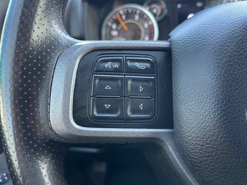Used 2022 RAM 2500 Tradesman w/ Chrome Appearance Group AWD/4WD image 40