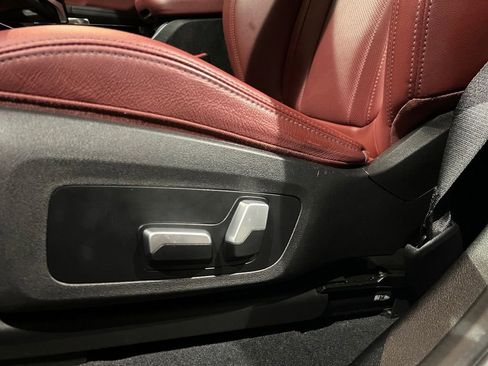 Used 2022 BMW X4 xDrive30i AWD/4WD image 26