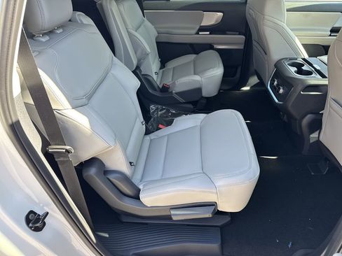 New 2026 Ford Expedition Max Active image 15