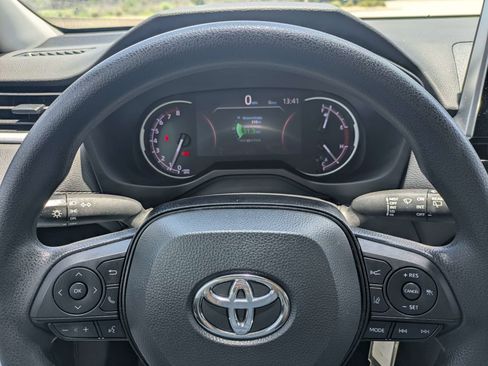 Used 2024 Toyota RAV4 LE FWD image 30
