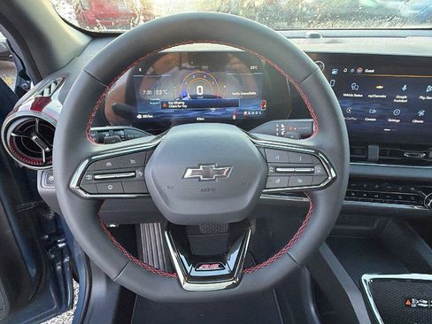 New 2027 Chevrolet Equinox RS w/ Safety and Technology Package FWD image 21