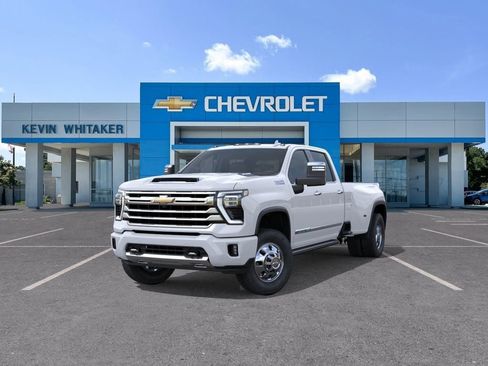 New 2026 Chevrolet Silverado 3500 High Country w/ High Country Premium Package AWD/4WD image 8