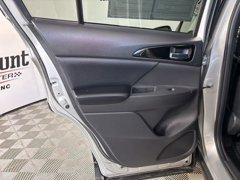 Used 2022 Mitsubishi Eclipse Cross SE image 21