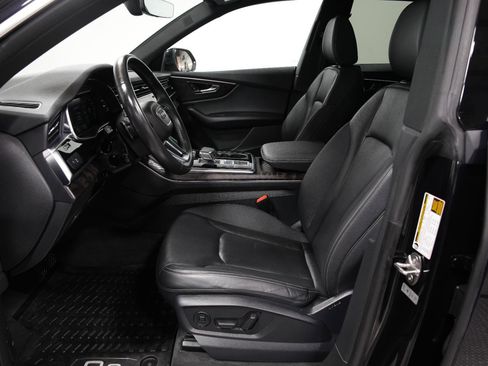 Used 2021 Audi Q8 Premium Plus w/ Premium Plus Package image 27