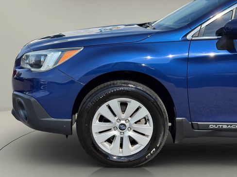 Used 2017 Subaru Outback 2.5i Premium AWD/4WD image 22