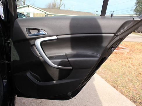 Used 2012 Buick Regal Leather image 33